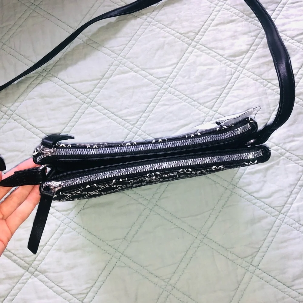 Nine West crossbody - Picture 3 of 5